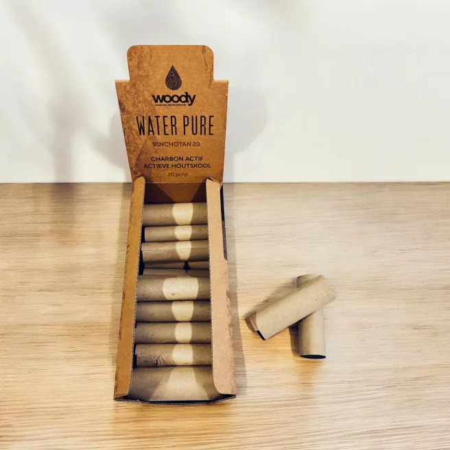 20 Charbons actifs Woody Binchotan sans plastique 20 Charbons actifs Woody Binchotan sans plastique