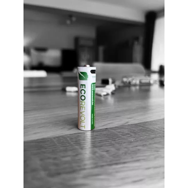 EcoRevolt AA 4x – Piles rechargeables USB-C 700 mAh 1,5 V